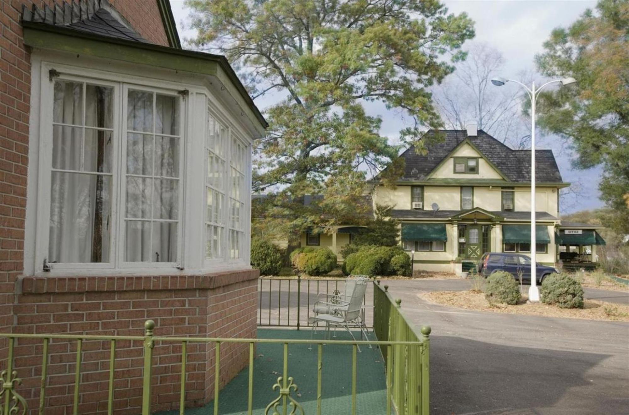Hancock Motel Zewnętrze zdjęcie