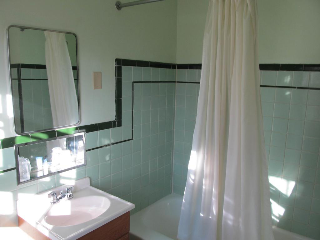 Hancock Motel Zewnętrze zdjęcie